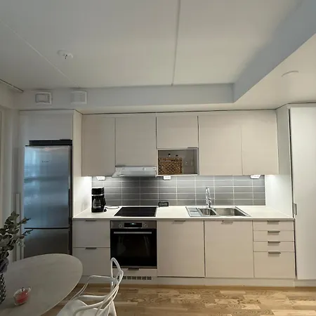 Modern Flat In * ヘルシンキ